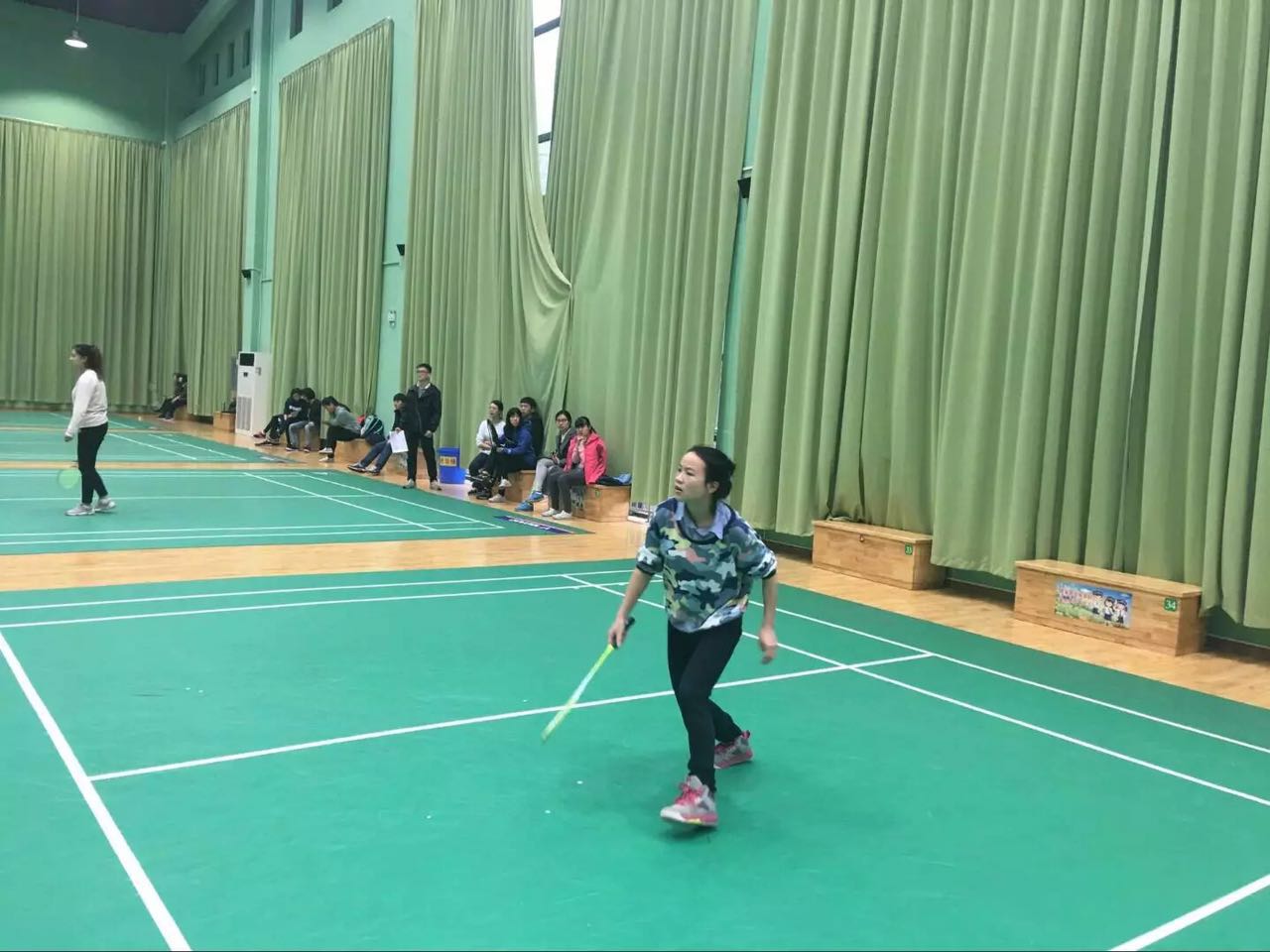 公共管理学院两名选手进行对决